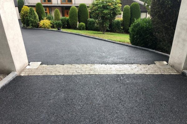 Asphalt driveway installation in Bickley