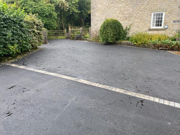 Asphalt driveway installation in Biggin Hill, Kent