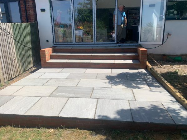 Fitting a new patio in Crockham Hill, Kent