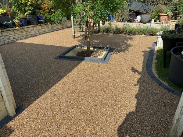 Laying resin surface on a driveway in Eastfields, London