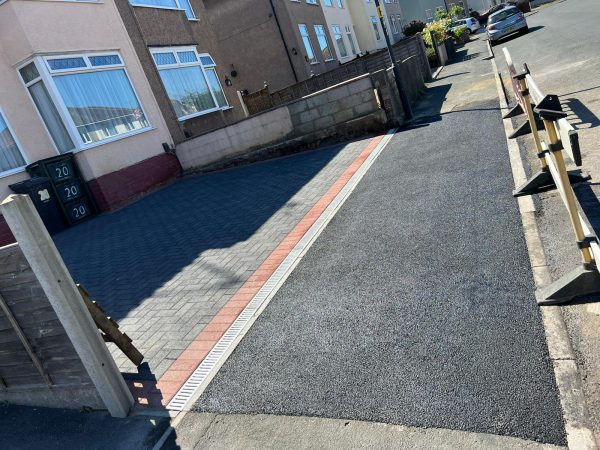 Tarmac driveway in Hayes, Kent